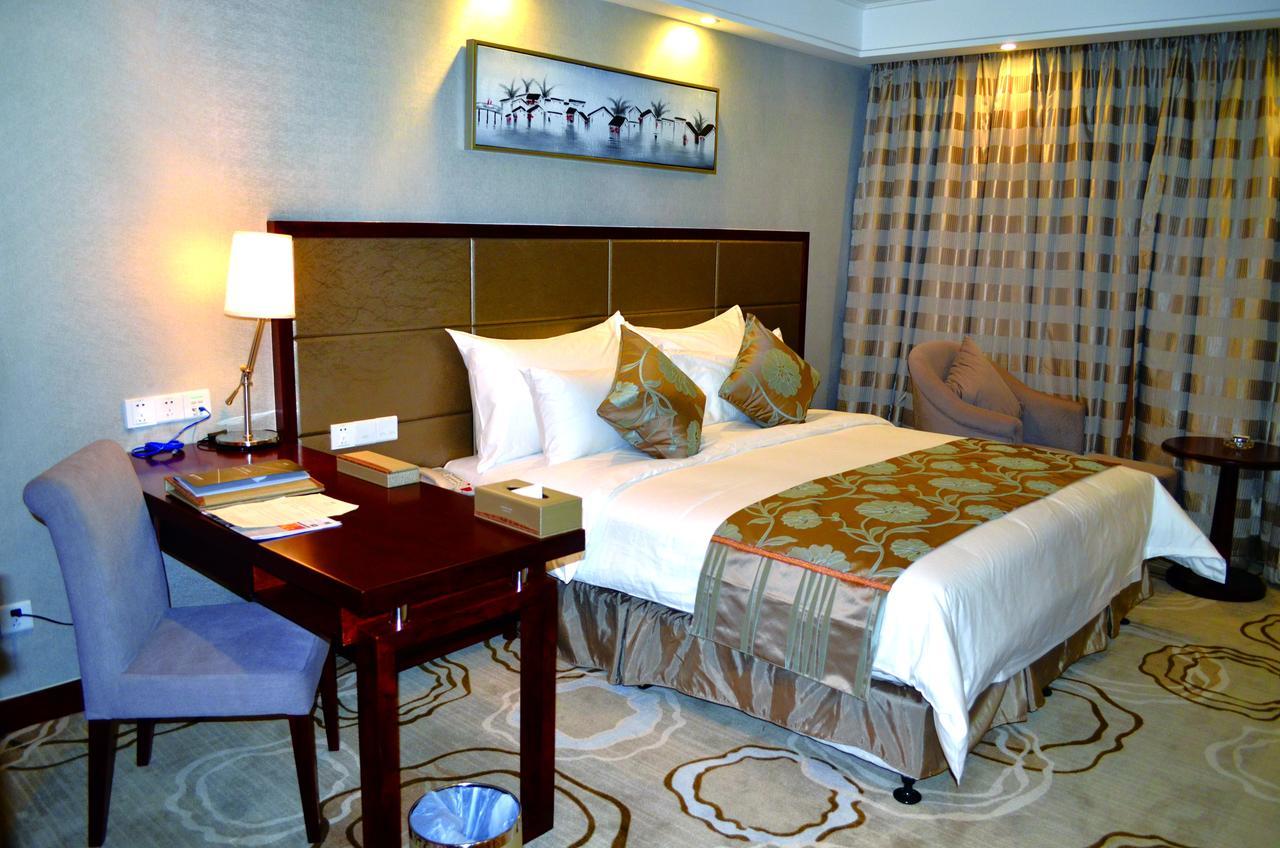 Manhatton Hotel จูไห่ ภายนอก รูปภาพ