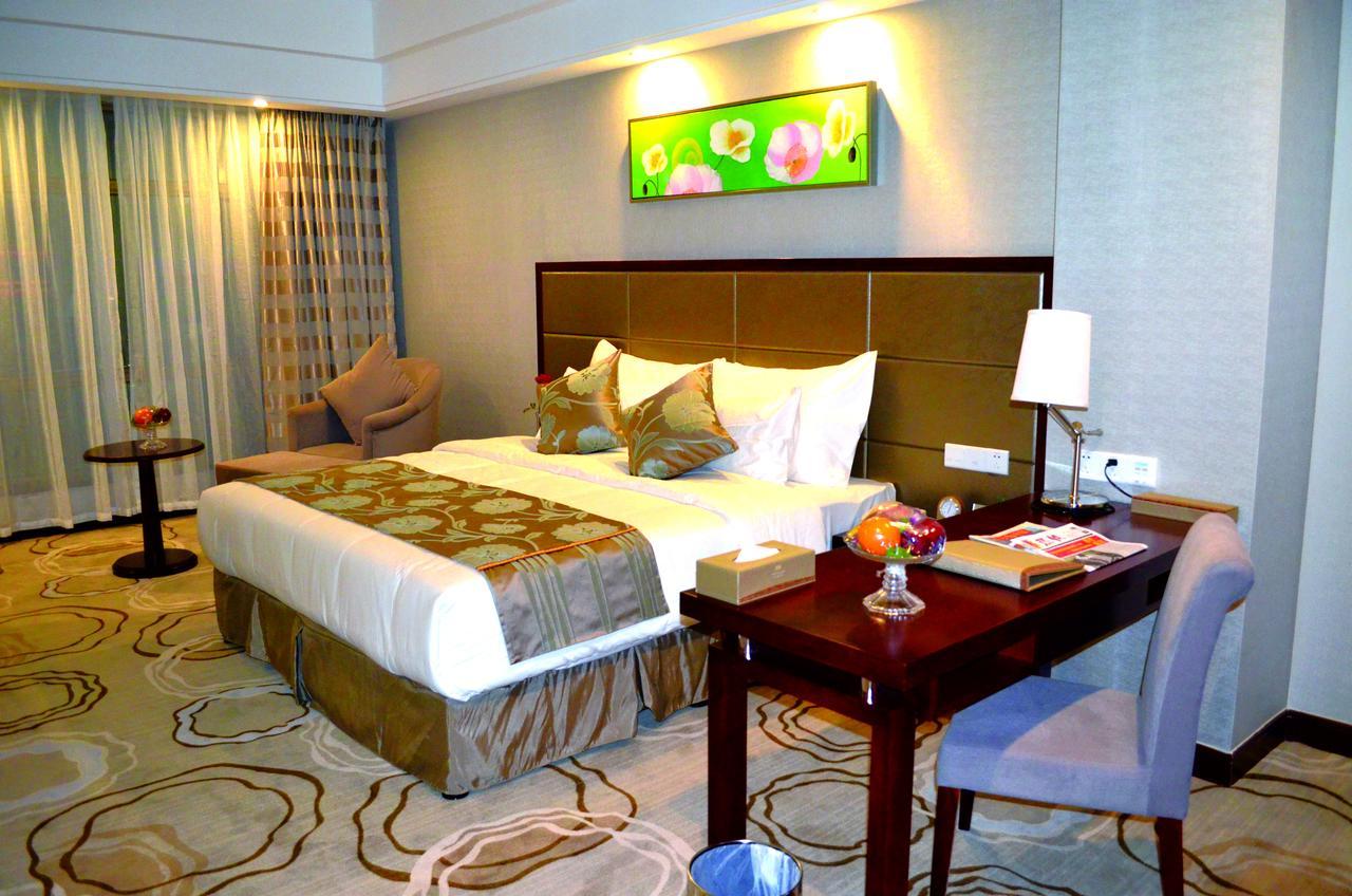 Manhatton Hotel จูไห่ ภายนอก รูปภาพ