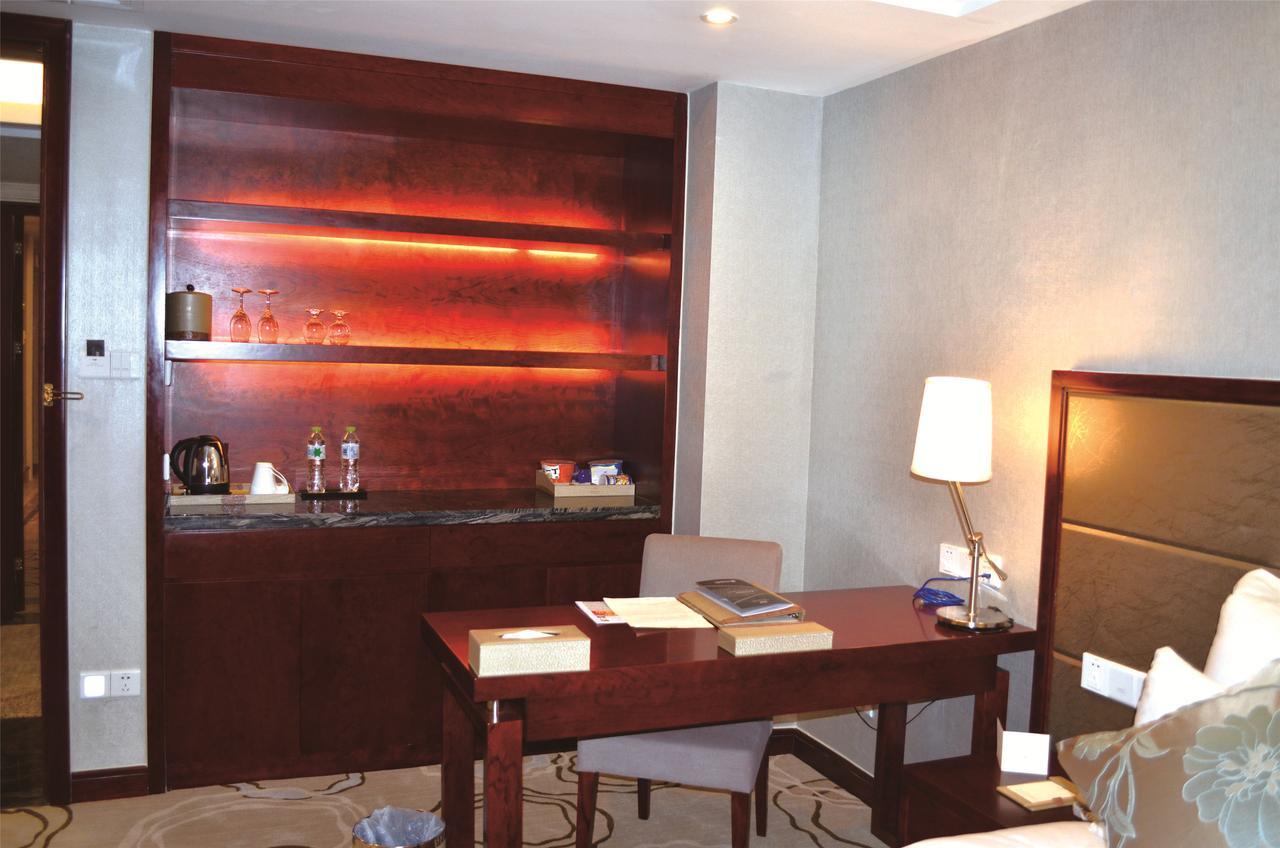 Manhatton Hotel จูไห่ ภายนอก รูปภาพ