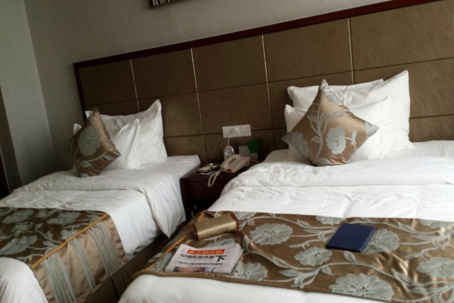 Manhatton Hotel จูไห่ ภายนอก รูปภาพ